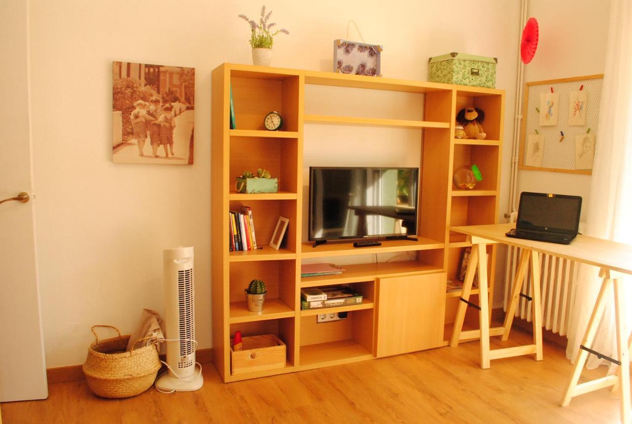 Capellades Habitacion Con Patio En Piso Compartido מראה חיצוני תמונה